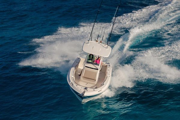 Boston Whaler 230 Outrage - main image