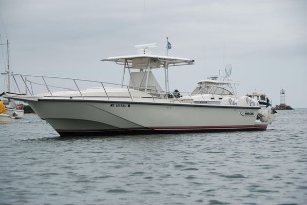 Boston-whaler 27-OUTRAGE-CENTER-CONSOLE - main image