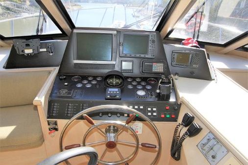 Tollycraft 57-PILOTHOUSE-CPMY image