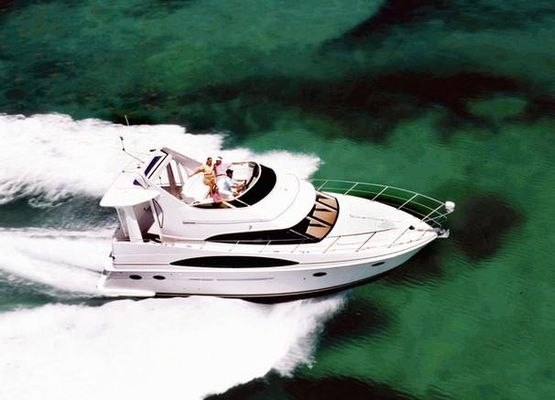 Carver 396 Motor Yacht - main image