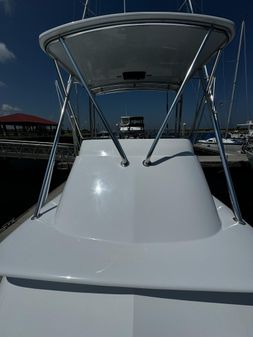 Bertram 31 Flybridge Cruiser image