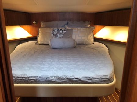 Tiara Yachts 4200 Open image