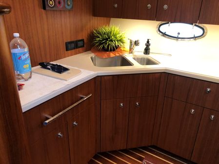 Tiara Yachts 4200 Open image