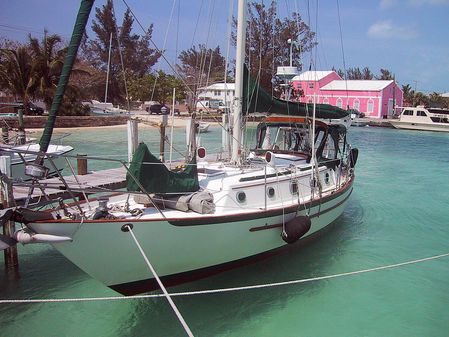 Pacific Seacraft Cutter Circumnavigator image