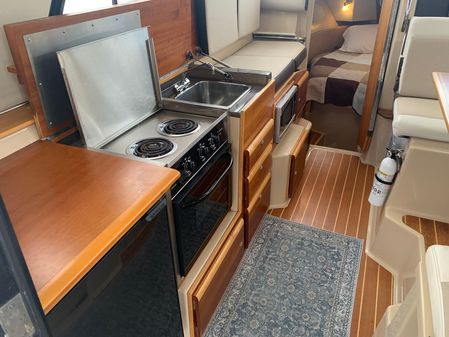 Cutwater 30 Sedan LE image