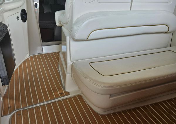 Sea Ray SUNDANCER 300 image