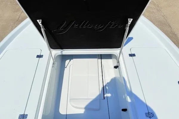 Yellowfin 24-BAY-CE image