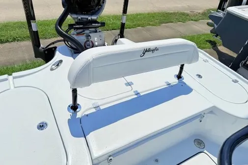 Yellowfin 24-BAY-CE image