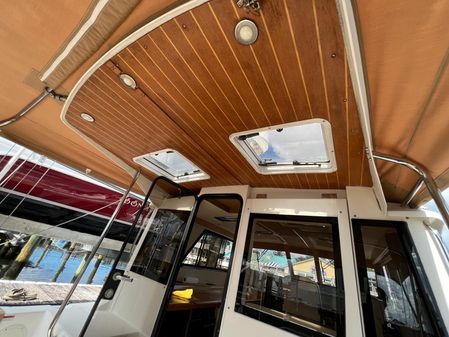 Cutwater 30 Sedan LE image