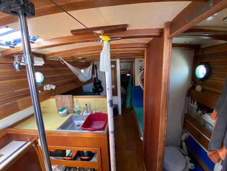 Samson 35-foot Cruising Ketch image