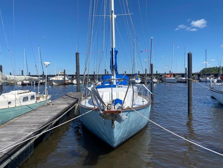 Samson 35-foot Cruising Ketch image