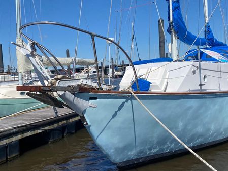 Samson 35-foot Cruising Ketch image