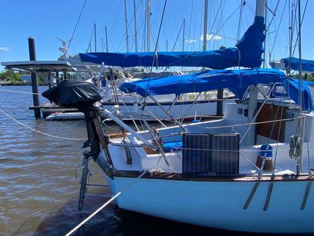 Samson 35-foot Cruising Ketch image