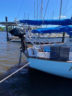 Samson 35-foot Cruising Ketch image