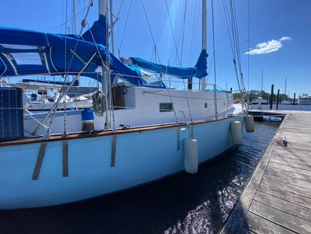 Samson 35-foot Cruising Ketch image