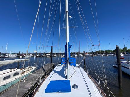 Samson 35-foot Cruising Ketch image