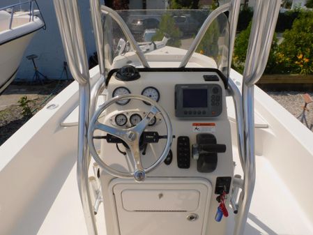 Ranger 2200 Bay Ranger image