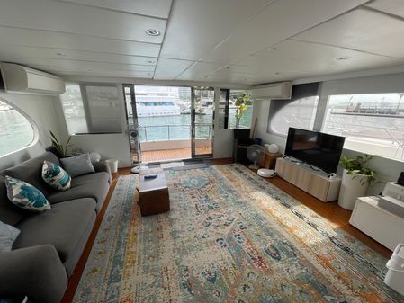 Samson 60-HOUSEBOAT image