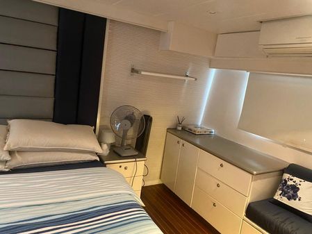 Samson 60-HOUSEBOAT image