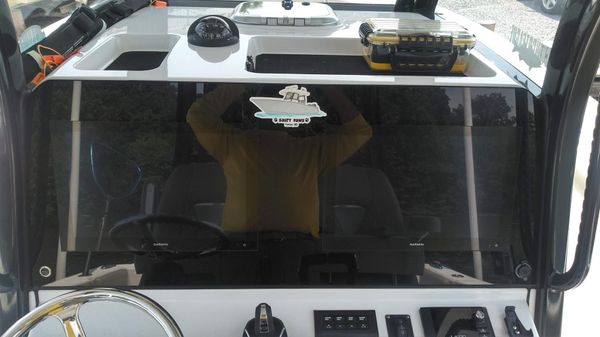 Sportsman Open 302 Center Console image