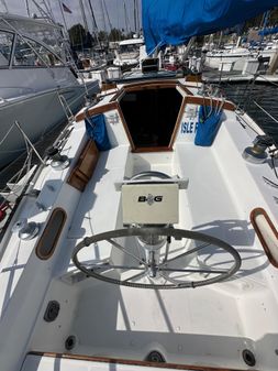 Catalina 36 image