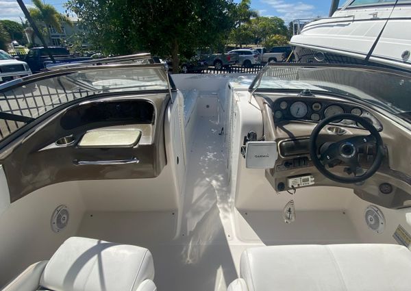 Regal 2600 Bowrider image