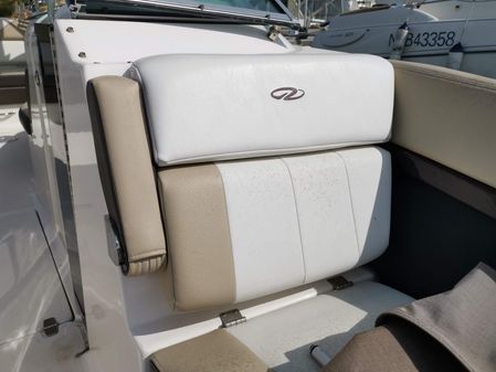 Regal 27 FasDeck image