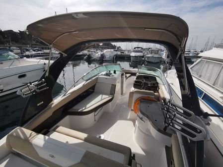 Regal 27 FasDeck image