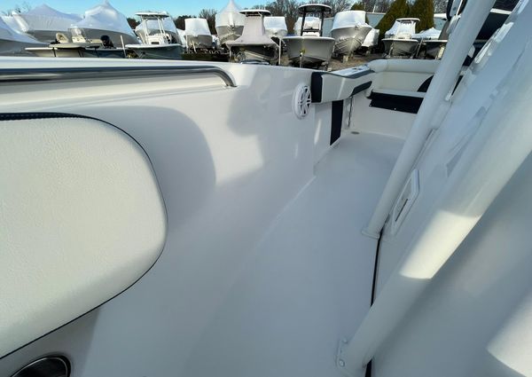 Tidewater 220-LXF image