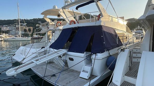 Ferretti Yachts 45 Altura Fly 