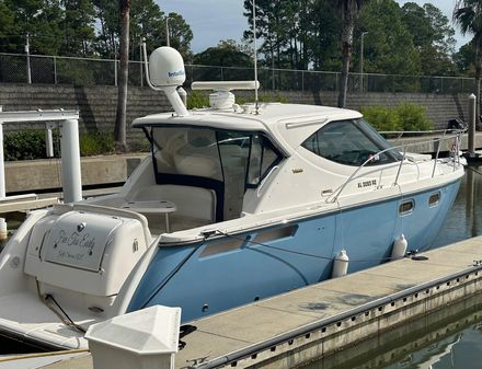 Tiara Yachts 3500 Sovran image