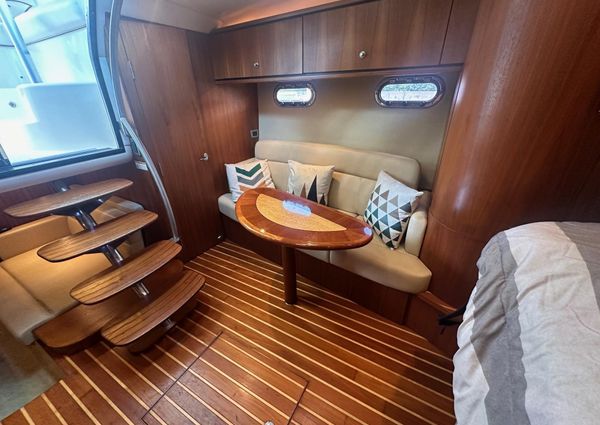 Tiara Yachts 3500 Sovran image