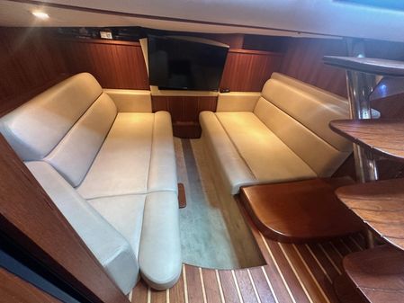 Tiara Yachts 3500 Sovran image