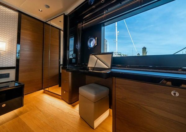 Absolute Navetta 68 image