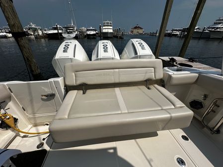 Boston Whaler 350 Realm image