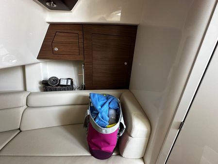 Boston Whaler 350 Realm image