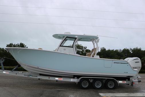 Sportsman 302 OPEN image