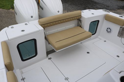 Sportsman 302 OPEN image
