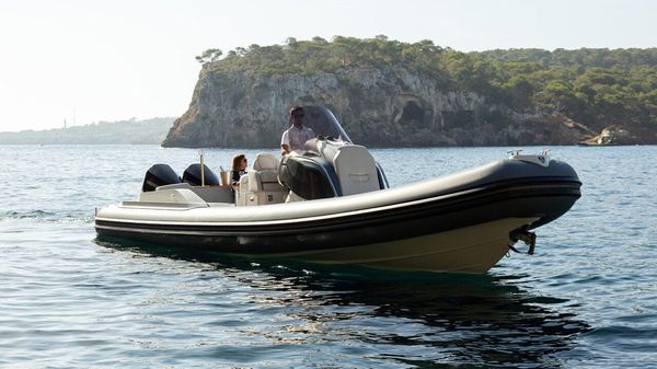 SACS Strider 900