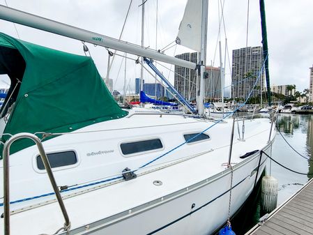 Beneteau 393 image