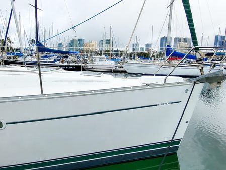 Beneteau 393 image