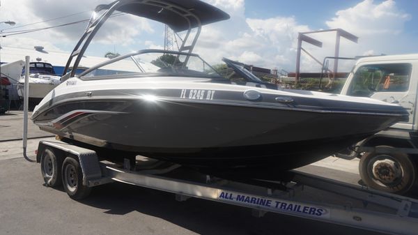 Yamaha Boats AR 195 