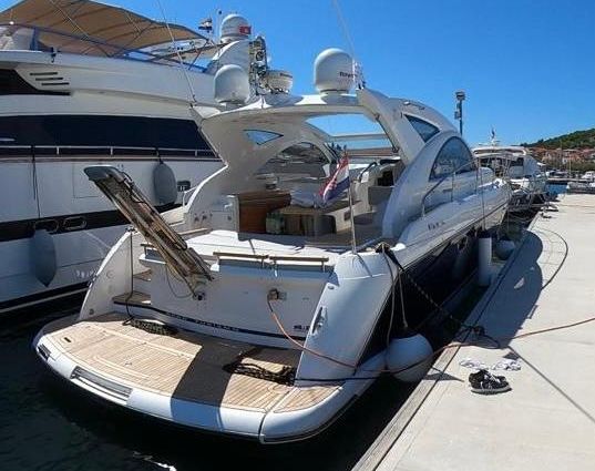 Fairline Targa 44 image