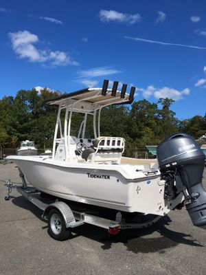 Tidewater 198 Center Console - main image