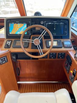 Grand Banks Eastbay 45 SX image