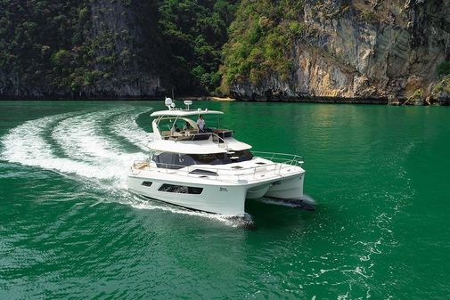 Aquila 44 Yacht image