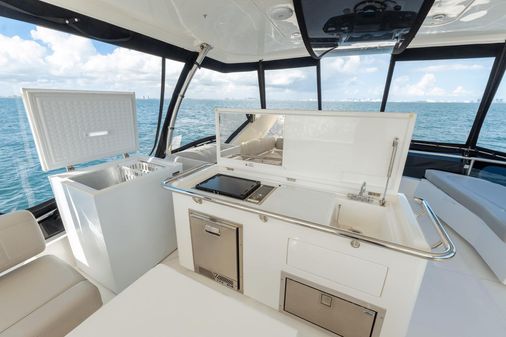 Aquila 44 Yacht image