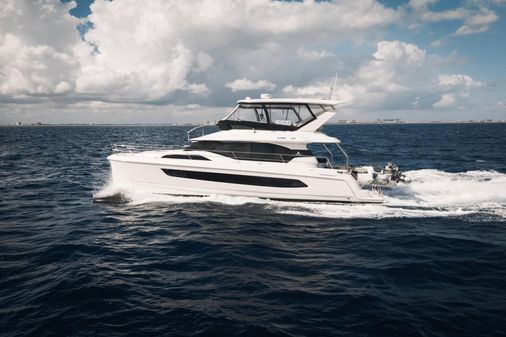 Aquila 44 Yacht image