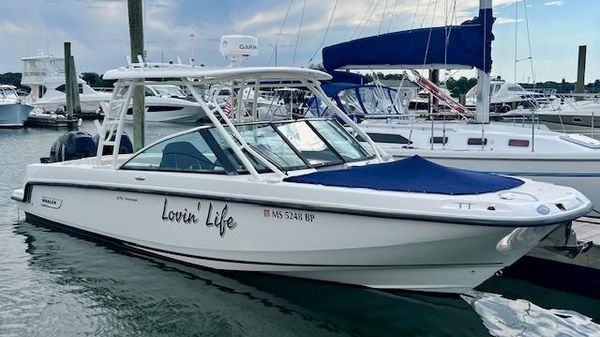 Boston Whaler 270 Vantage 