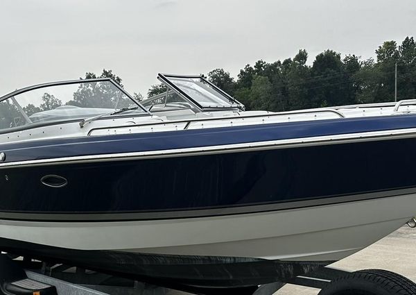 Formula 270 Bowrider image